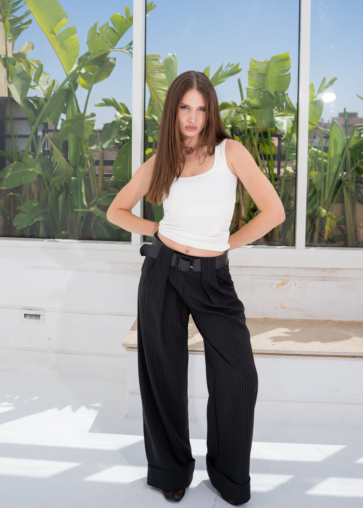 Wide-Leg Tailored Pants (Belt Included )