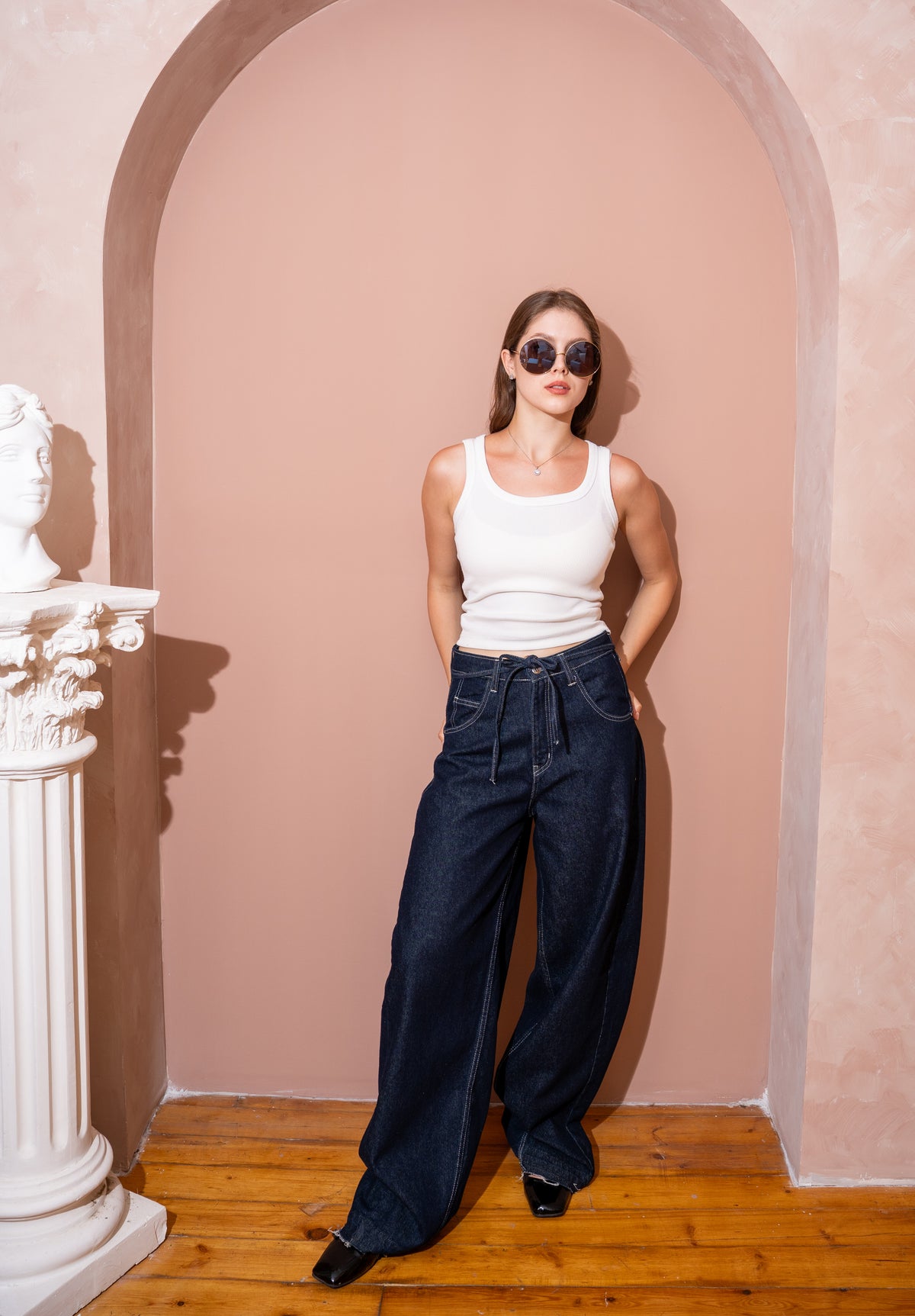 High rise wide fit jeans