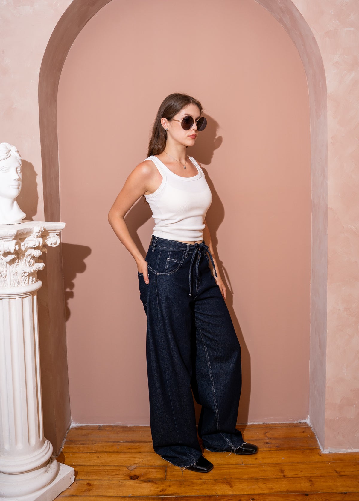 High rise wide fit jeans