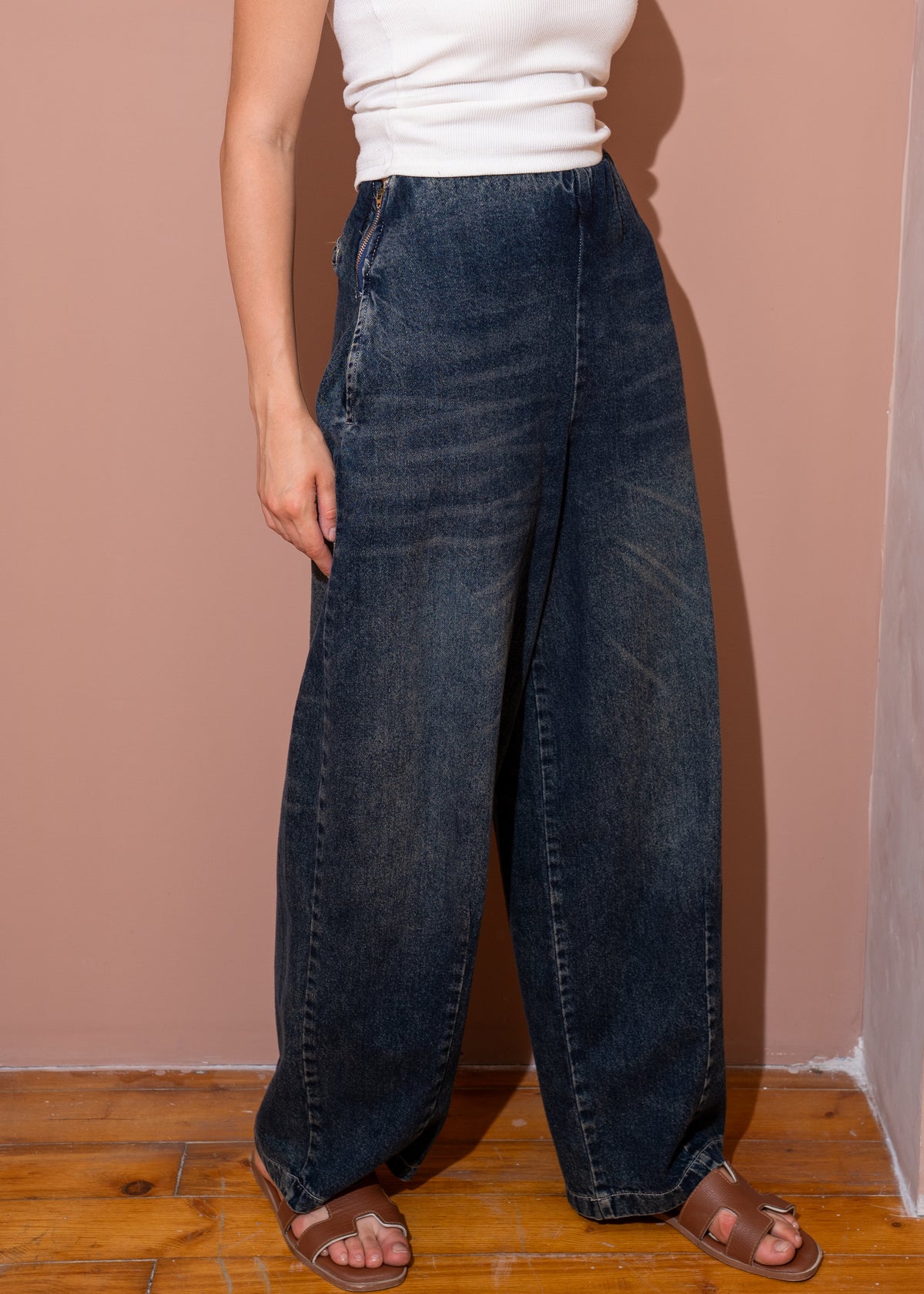 barrel jeans